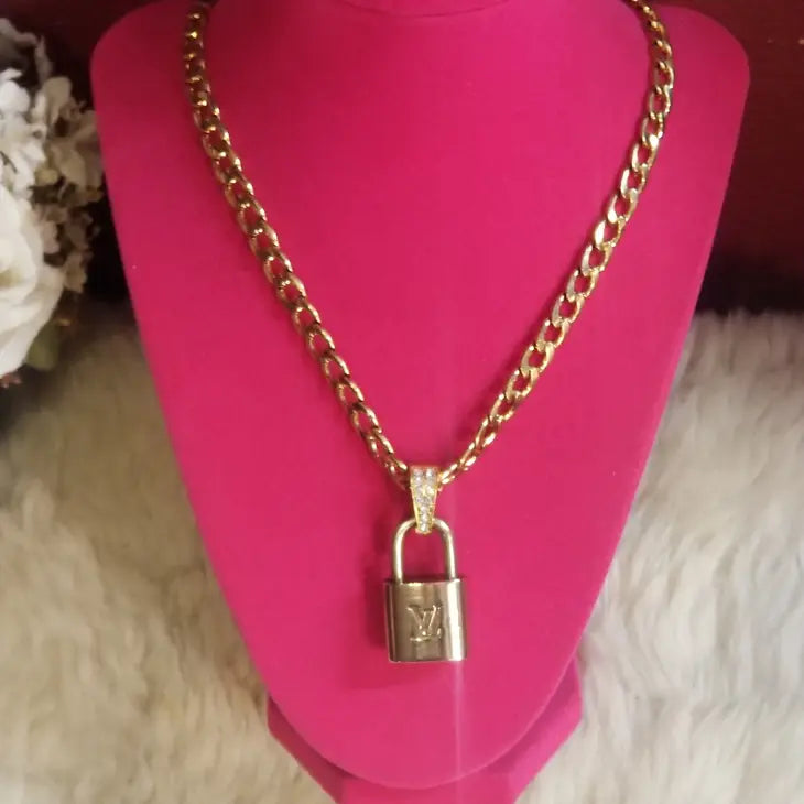 Louis Vuitton Lock It Key Padlock Diamonds 18K White Gold Pendant Necklace  | Chairish